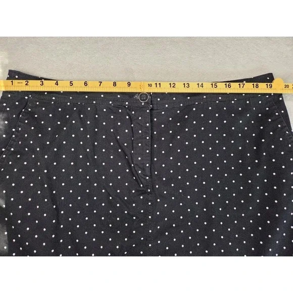 Karen Scott Woman 16W Black Polka Dot Skort Skirt Shorts Plus Size Summer - Picture 6 of 8